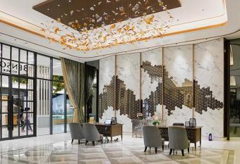 KamaLaaa at Benson Apartment has Balcony rooms