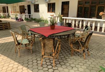 Manyada Inn allows 18 year olds to book a room