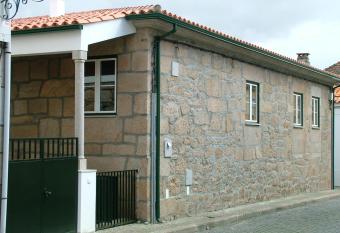 Casa d Toninha - Casas de Campo - Turismo Espa  o Rural - AL allows 18 year olds to book a room