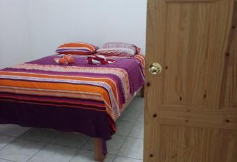 La Caridad Hostal Jamaica has Balcony rooms