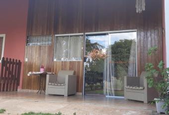 Ch  cara Recanto Flor de L  tus-Cabana r  stica has Balcony rooms