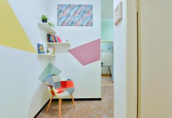 We Home - Dall ARA57 - Bologna Stadium has Balcony rooms