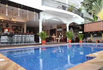 Nangkol Village has Smoking/Balcony rooms