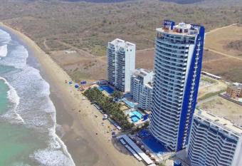 Rento Hermoso departamente en Grand Diamond Beach en Tonsupa Ecuador has Balcony rooms