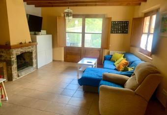 Riudaura has Balcony rooms