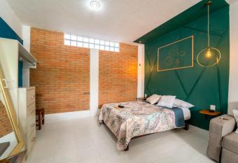 Hostpal Loft Hercules Queretaro allows 18 year olds to book a room