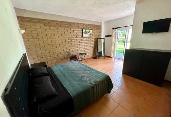 Bungalow Tepoztlan has Balcony rooms