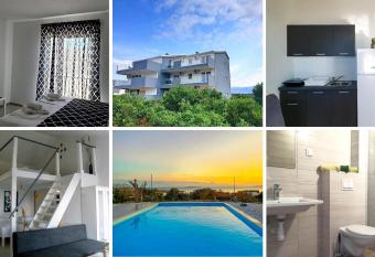 BOZO allows 18 year olds to book a room