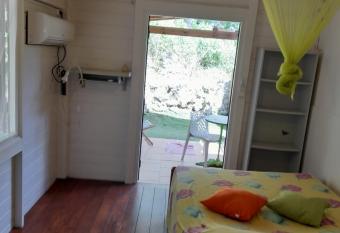 Bungalow nature allows 18 year olds to book a room