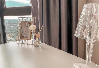 [Starry Homes @ Green Haven] 2Beds 2Bath+Pool View has Balcony rooms