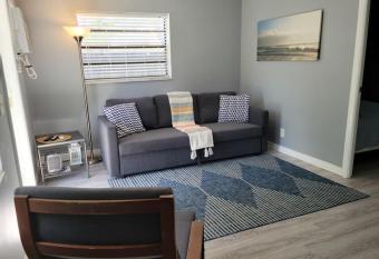 Delray's Best Place to Stay 1 Bedroom has Balcony rooms