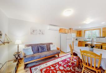 Heart of Manzanita MCA 4032 has Balcony rooms