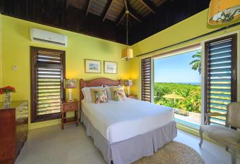 Hospitality Expert CLAUDIA LO - Pool Beach Chef allows 18 year olds to book a room