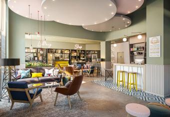 Aparthotel Adagio Glasgow Central allows 18 year olds to book a room