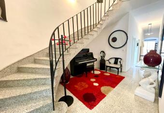 Luxury Sunset Villa-Panoramic Views over Comino and Gozo allows 18 year olds to book a room