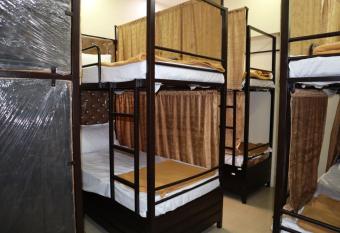 Indigo Room Sharing Dormitory - Near International Airport allows 18 year olds to book a room