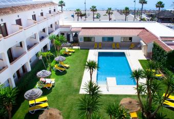 Hotel Tarik has Balcony rooms