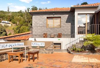 Vila Maria Quinta S  tio dos Vivos 1 has Balcony rooms