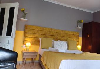 Horizon Bed and Breakfast has Balcony rooms