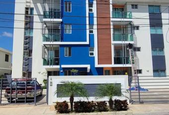 Heaven On Earth: Luxury Apartment In The Best City allows 18 year olds to book a room