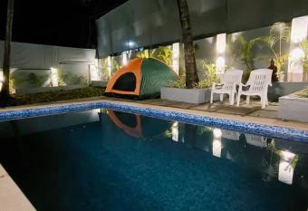 6 bedroom villa with private pool near calangute & Baga has Balcony rooms