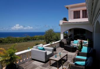 Quill Gardens Boutique Hotel has Balcony rooms