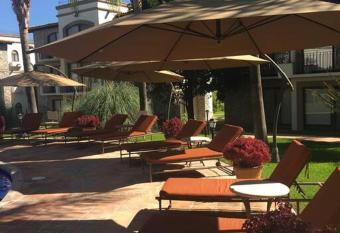 Elegante habitaci  n ideal para tu estancia. has rooms with a private hot tub