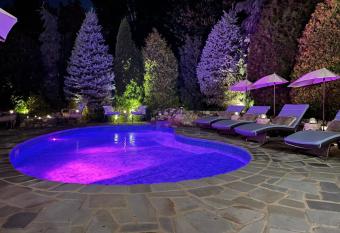 Glamorous Cabana allows 18 year olds to book a room