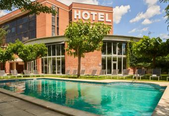 Ciutat de Granollers has Balcony rooms
