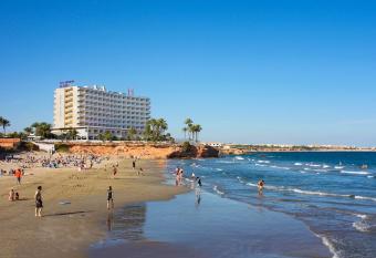 Hotel Servigroup La Zenia allows 18 year olds to book a room