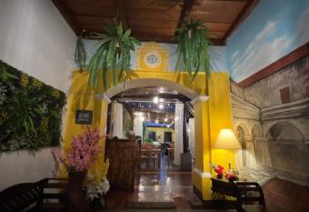 Hotel San Sebasti  n has rooms with a private hot tub