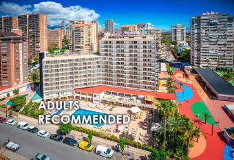 Hotel Servigroup Orange allows 18 year olds to book a room