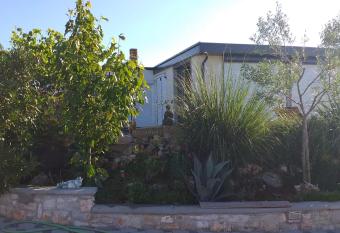 Little Dream has Balcony rooms