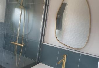 Les cigales allows 18 year olds to book a room