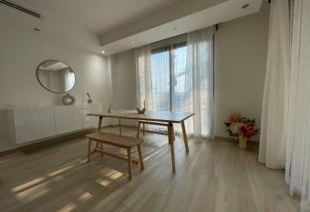 One bedroom apartment in Lusail has Balcony rooms