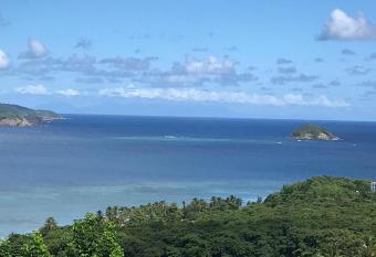 Top Hill appartements et dortoir - Martinique allows 18 year olds to book a room