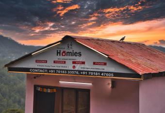 Himalaya homies - Sushant Regency has Smoking rooms