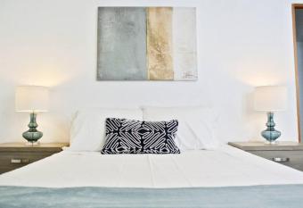 The Pearl Apt Three Ocean Park Beach San Juan allows 18 year olds to book a room