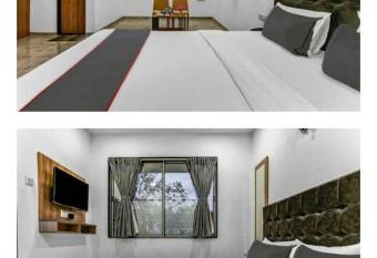 Hotel Stay Inn has Balcony rooms