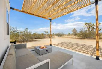 Walker Ranch by Hi Desert Dwellings a Cozy and Romantic Cabin with Fire Pit allows 18 year olds to book a room