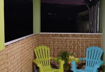 Le petit cactus 2 has Balcony rooms