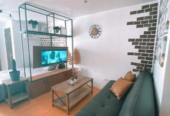 Black & Bold - 1BR Condo 50mbpsWIFI near SM Marilao has Balcony rooms