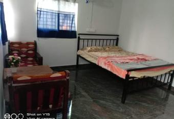 Hampi Groups has Smoking rooms