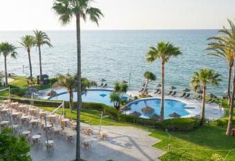 Estival Torrequebrada has Balcony rooms