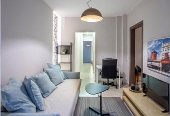 Be Queen By Socrates Junior Houses has Balcony rooms