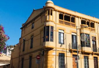 (null) has Balcony rooms