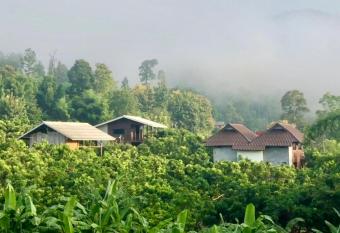 Maewin Garden Home has Balcony rooms