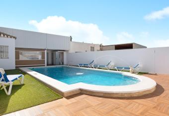 Casa Arivalde has Balcony rooms