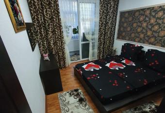 SWEET HOME & LiLiANA allows 18 year olds to book a room
