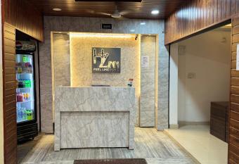 HZ INN has Balcony rooms